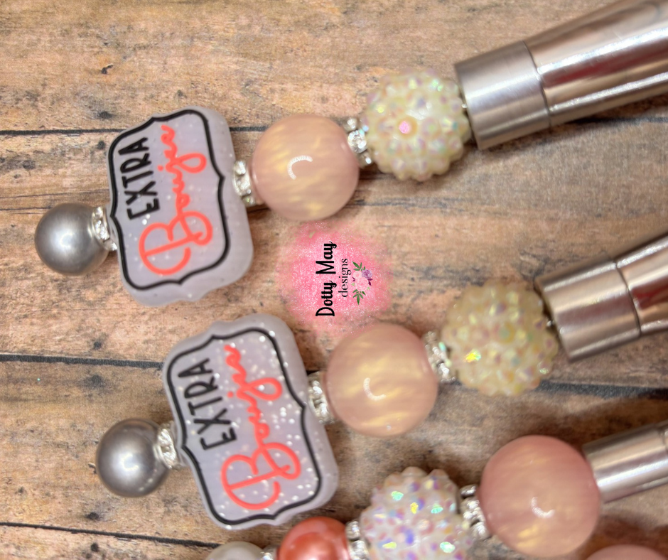 6a619c6ea15b5f2766344e95_extra-boujee-makeup-brushes-wm-1-_1786586837671.png
