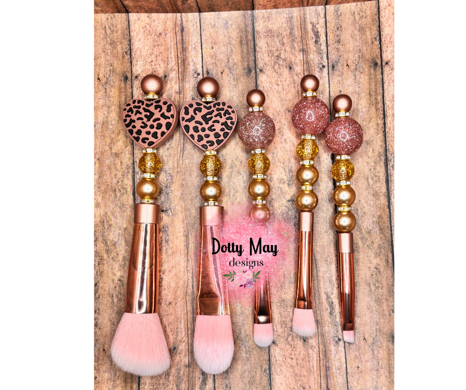 6a619c6ea15b5f2766344e95_leopard-rose-gold-brushes_1786842391242.png