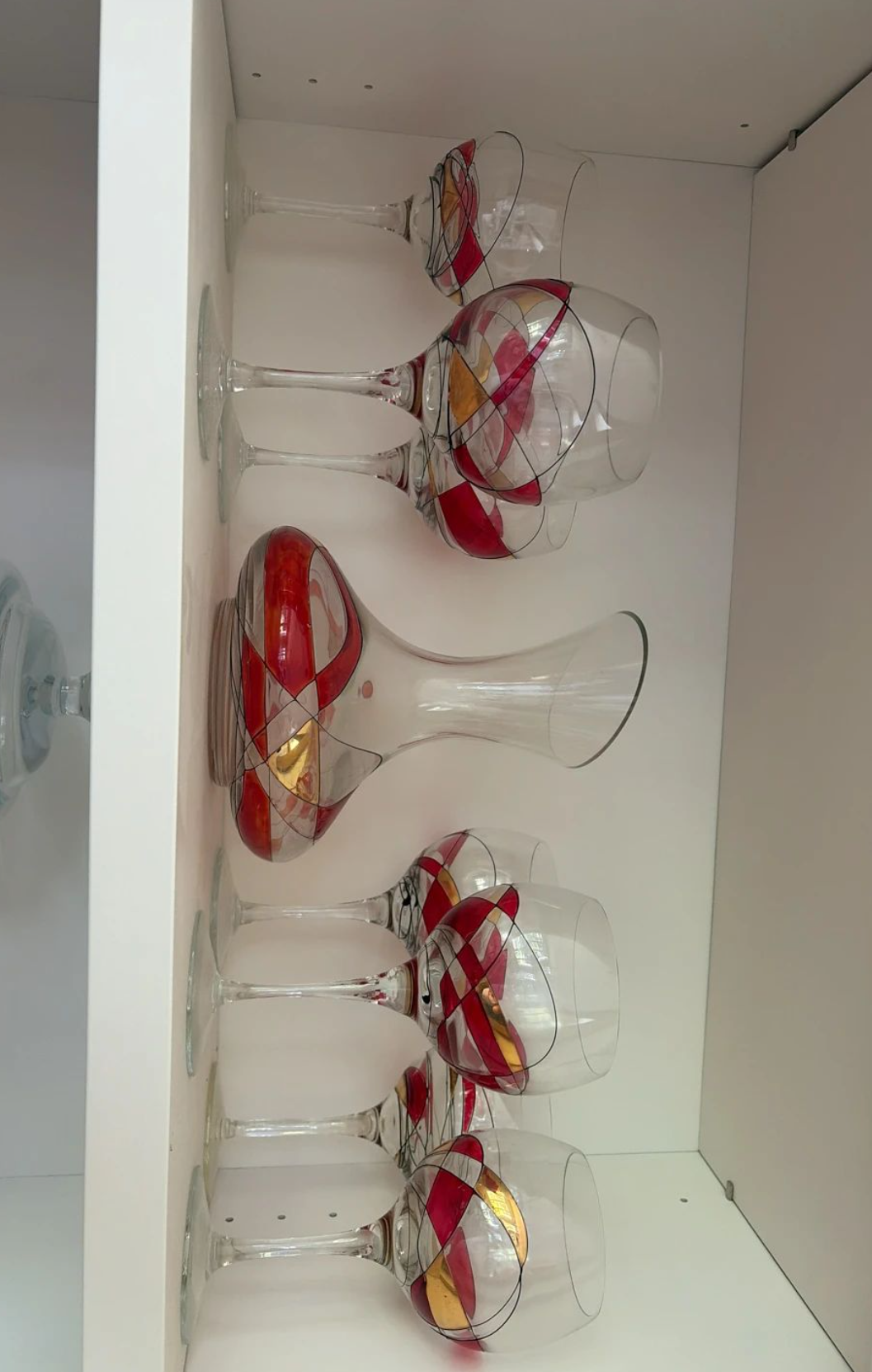 6a619c6ea15b5f2766344e95_wine-set_1786579806763.png